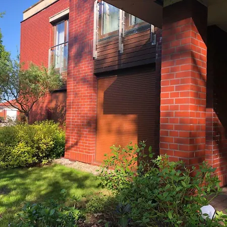 Apartament Rezydencja Willa Port 오스트로다